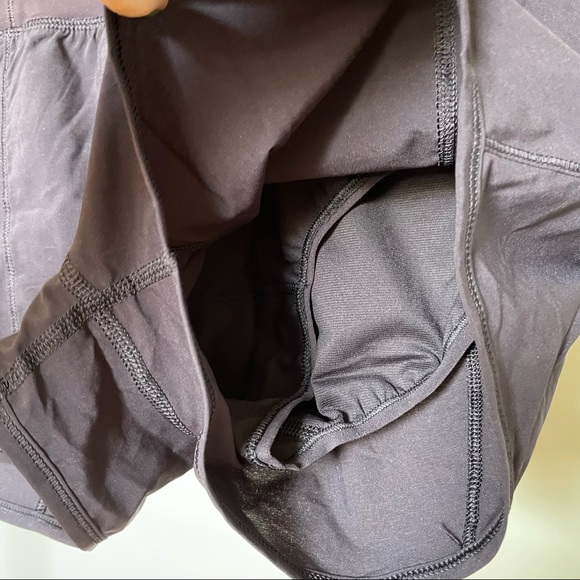 Lululemon Run Shorts - Picture 3 of 3